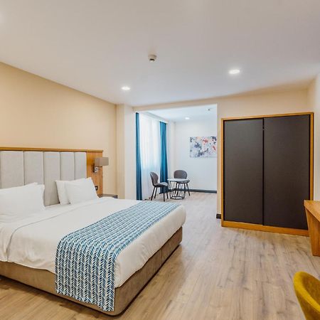 Best Western Plus Батуми Экстерьер фото