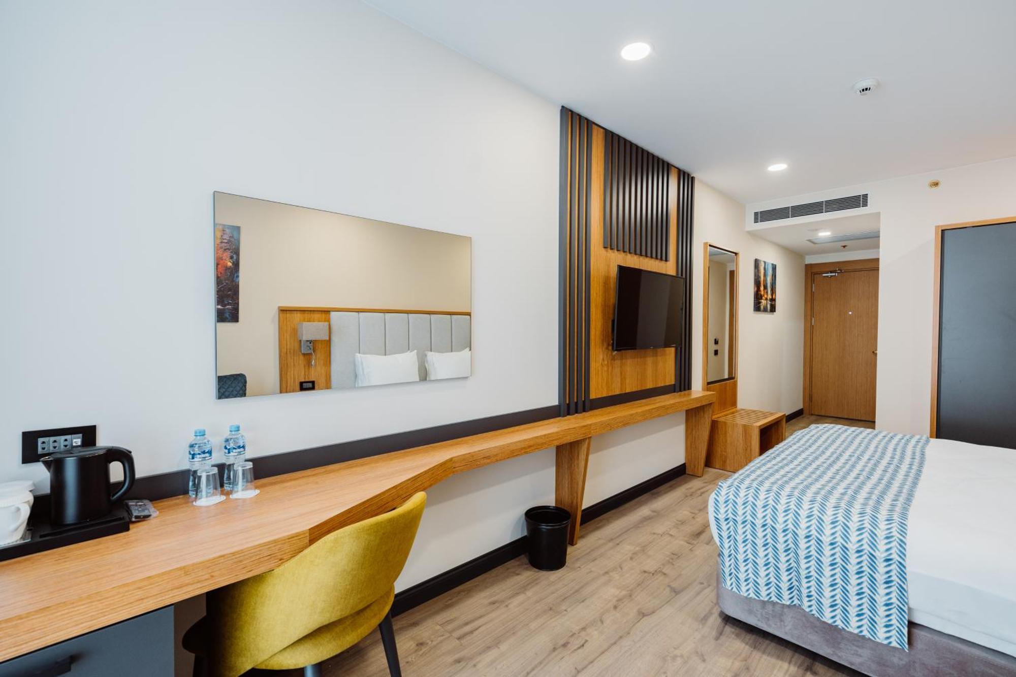Best Western Plus Батуми Экстерьер фото