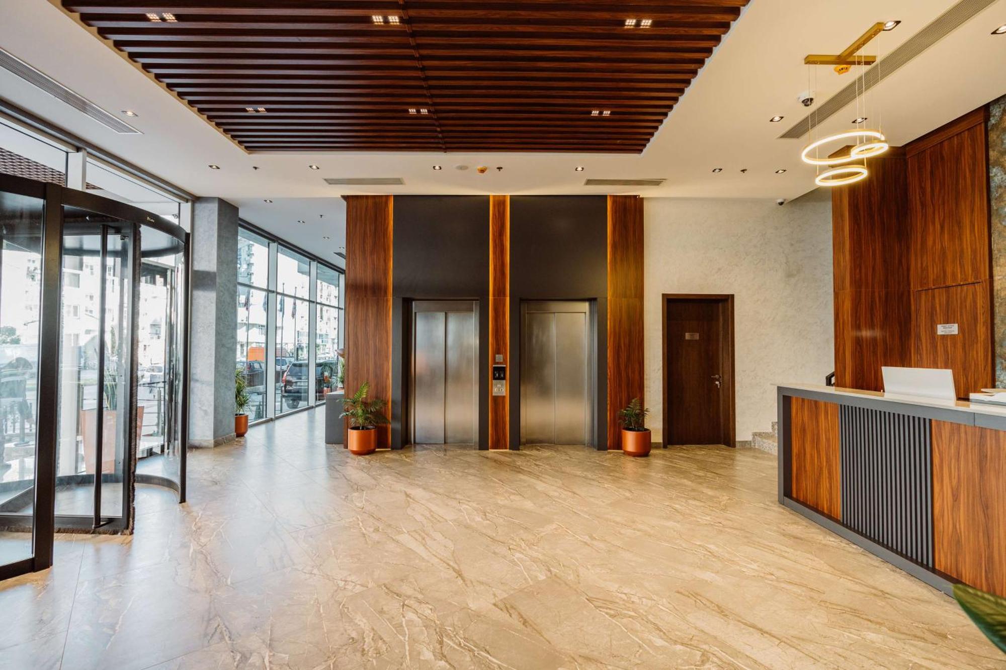 Best Western Plus Батуми Экстерьер фото