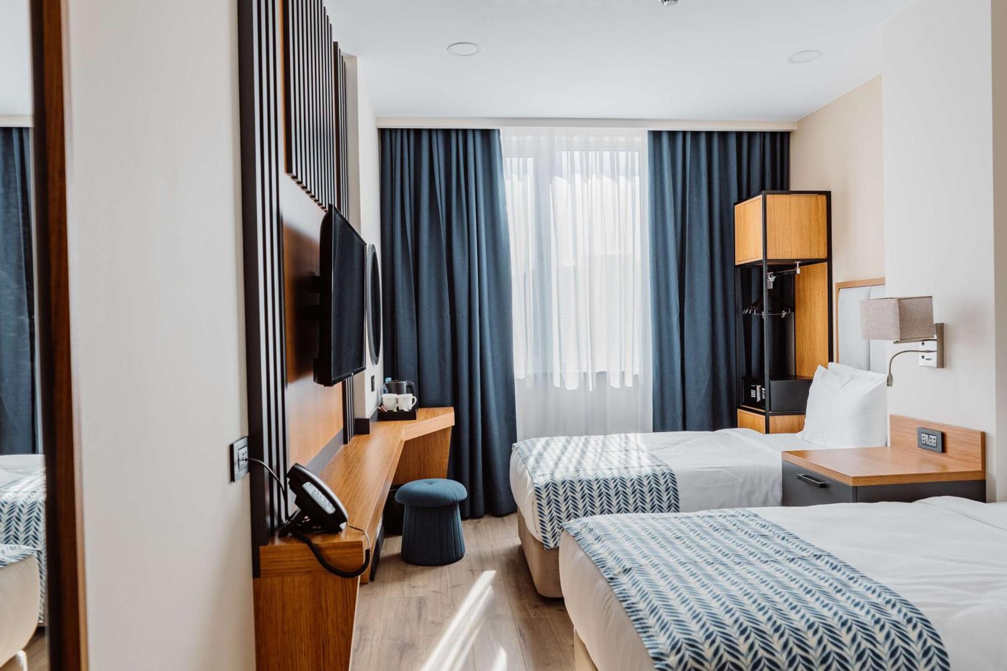 Best Western Plus Батуми Экстерьер фото