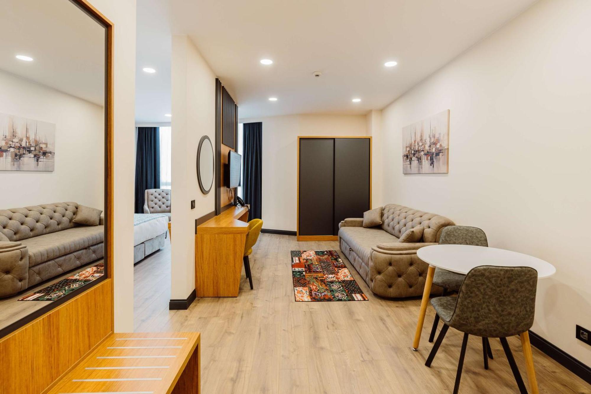 Best Western Plus Батуми Экстерьер фото