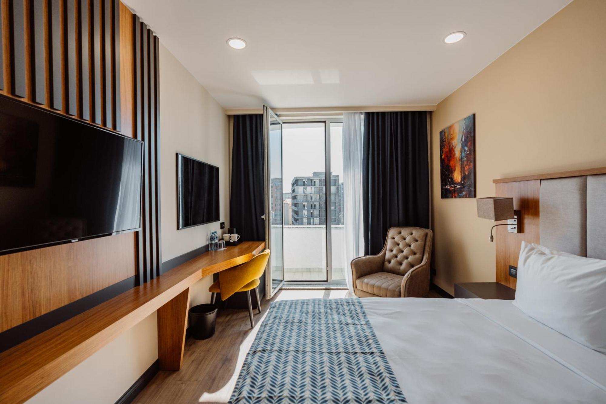 Best Western Plus Батуми Экстерьер фото