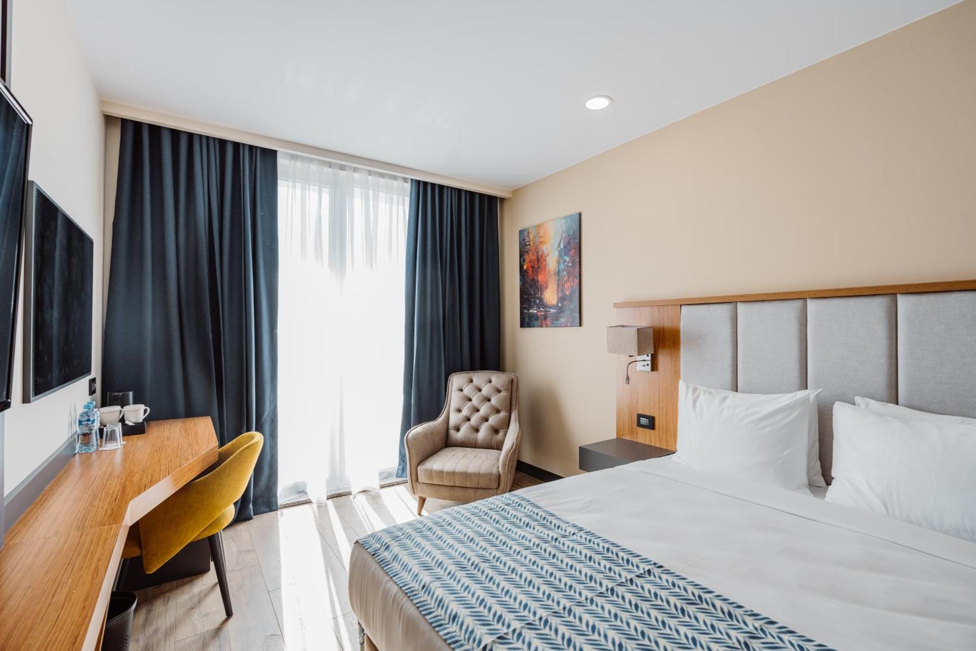 Best Western Plus Батуми Экстерьер фото