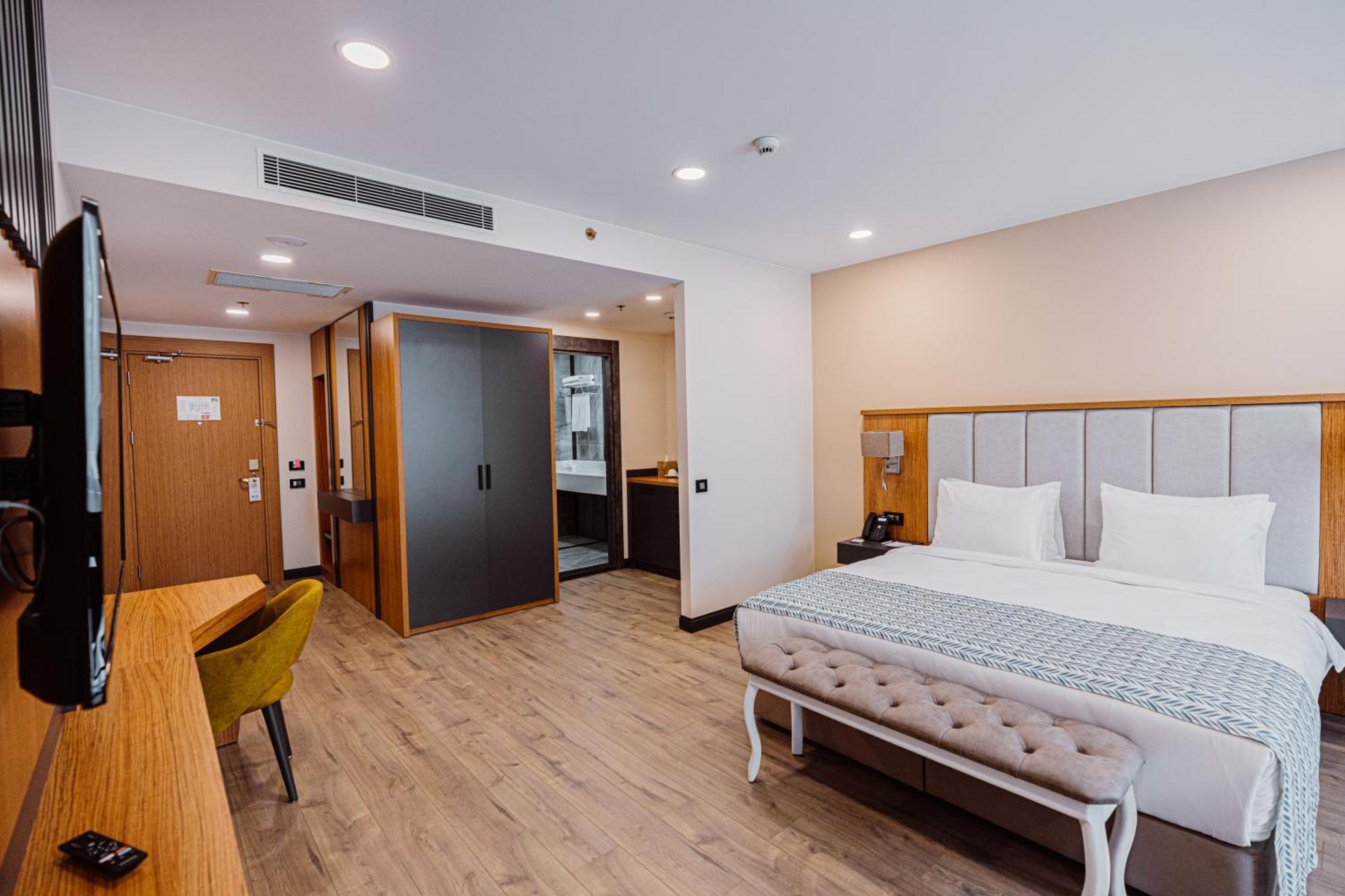 Best Western Plus Батуми Экстерьер фото